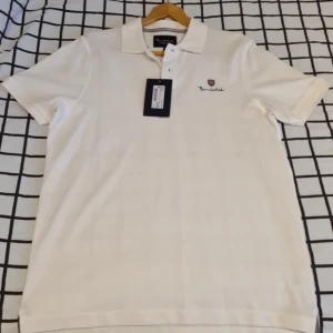 Bondelid Pikétröja  - Helt ny piketröja från Bondelid med etiketten kvar i storlek M. 