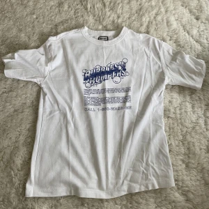 Eytys x HM T-Shirt - Eytys x HM T-Shirt Storlek XS Nyskick