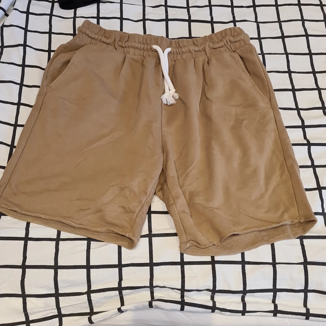 Brun short