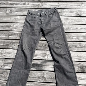 Levis 506 - Ett par 506 ( Loose fit)  i 32/32, väldigt bra skick. Skriv gärna privat för bilder på dem!