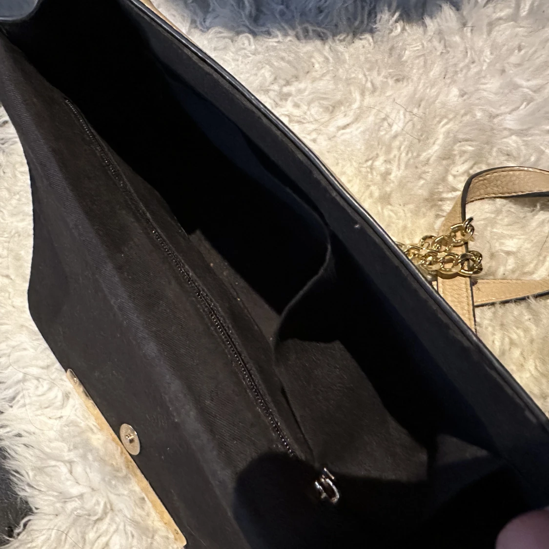 Axelremsväska  - 91