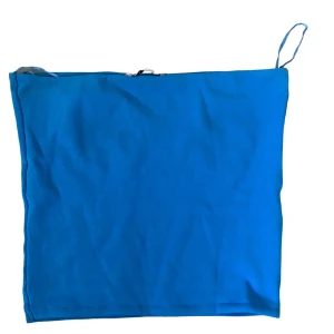 Topp - Super fint Tuve topp från Zara som är säljs inte längre. Toppen är strl M men skulle säga att den är små i strl så passar de som strl S på sig 