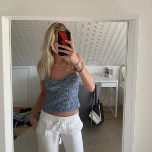 Blå bandeau topp  - Helt ny superfin blå bandeau topp!💞 köparen står för frakten🫶🏼