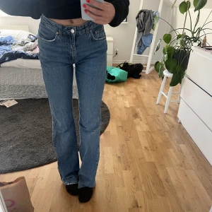 Jeans - Snygga sköna jeans från Gina Tricot 