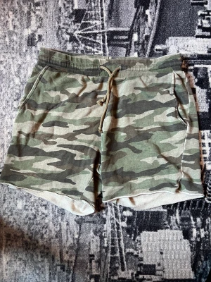 Army shorts - Mjukisshorts. Skönt material