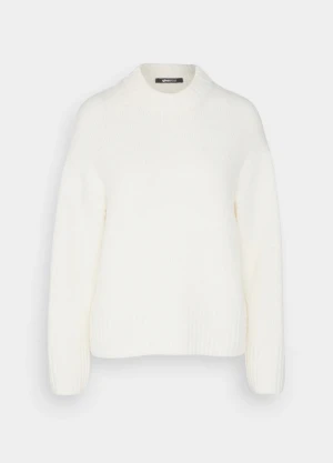 Stickad tröja 🤍 - Jag säljer en jätte fin vit stickad tröja, oandvänd! Från Gina 💕storlek 36/s (lånade bilder)