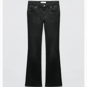 Intressekoll - Fina, sparsamt använda ❤️säljer likadana i mörkblå, blå