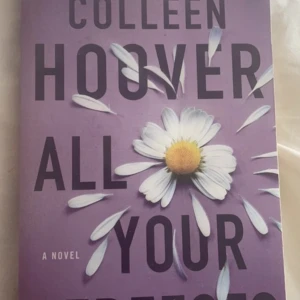 All your perfects - Säljer denna collen hovet boken i nyskick!!!!