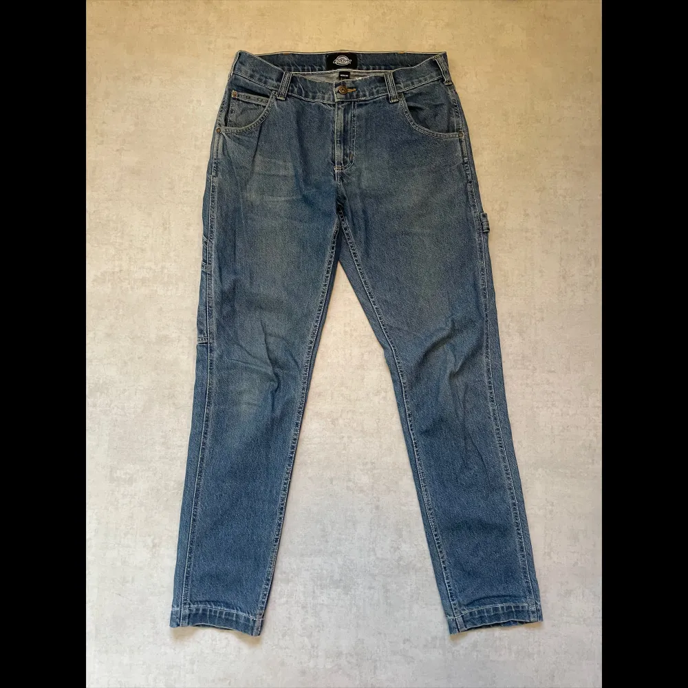 Dickies jeans i storlek 31/32. Ganska använda men är i bra skick.. Jeans & Byxor.