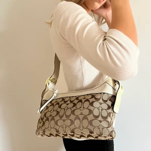Coach Shoulder Bag - Vintage Condition 