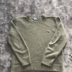 Ralph lauren tröja - Snygg Ralph Laurent tröja storlek M Pm för fler frågor