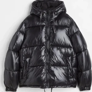 H&M Dunjacka - Säljer min dunjacka från HM som jag köpte förra året, knappt använd