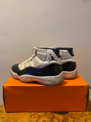 Nike jorden - Pris diskuteras endast vid snabb affär 