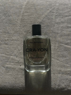 CRA-YON Passport Amour - Knappt använd, se bild 2. Ord pris 895kr.