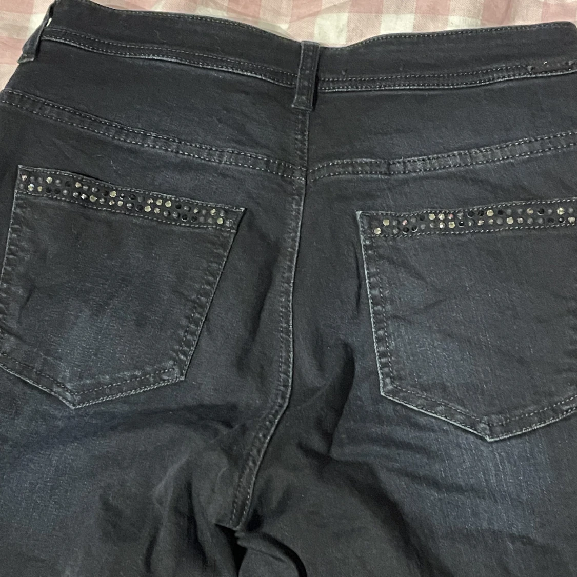 Jeans med rhinestones  - 90