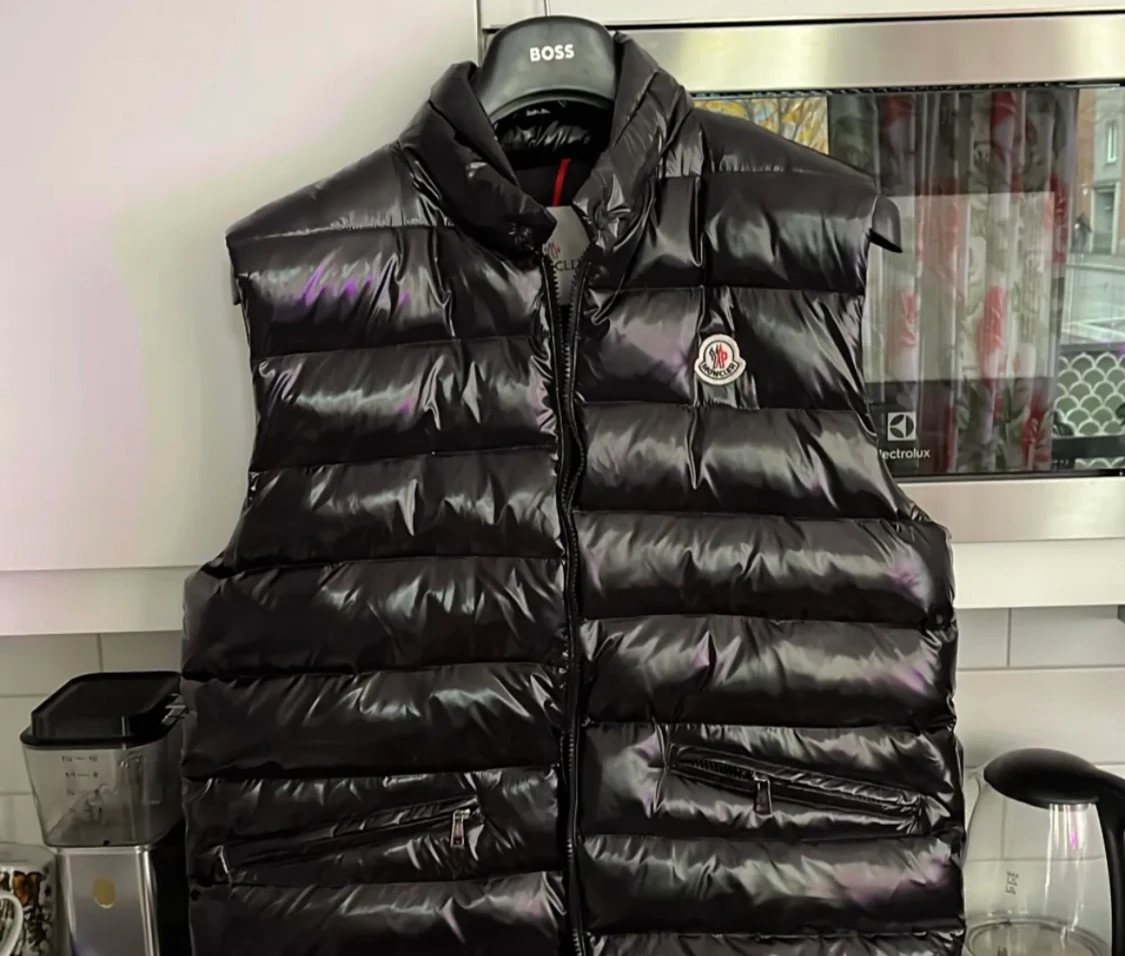 Moncler väst