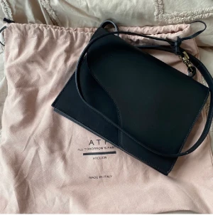 ATP väska - Superfin ATP väska, svart. (Lånade bilder, skriv för egna) 💕💕💕