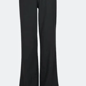 Linnebyxor - säljer nu dessa linnebyxor då dom inte kommer till användning hos mig då jag har ett par liknande dom är helt oanvända 