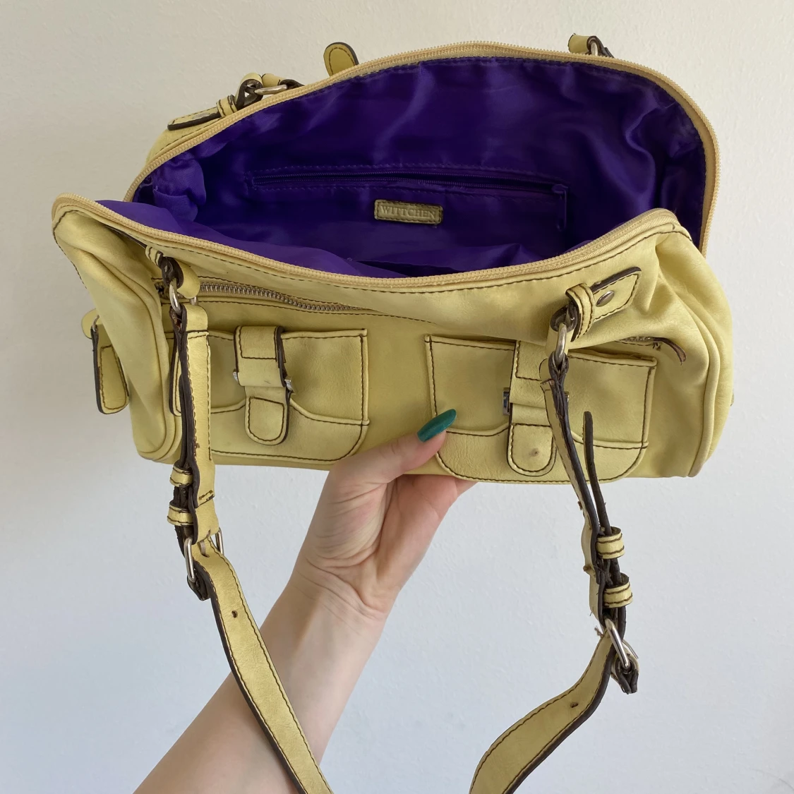 Ljusgul handväska med justerbara band - 2