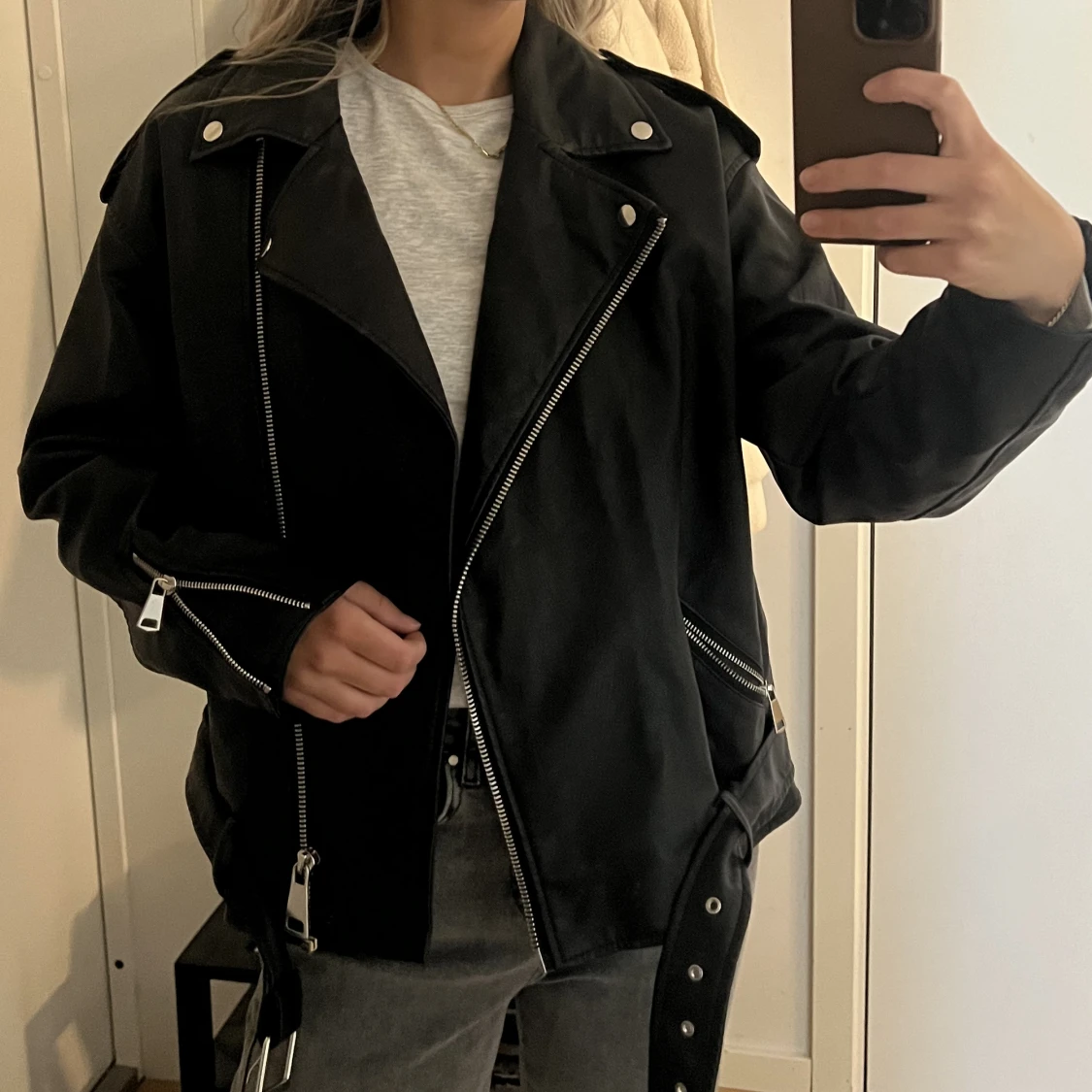 Svart skinnjacka missguided 