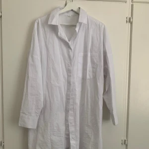 Skjorta  - Storlek L