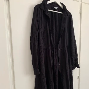 Skjorta  - Vacker lång skjorta 