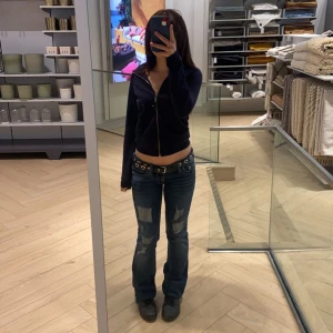 affliction Jeans!! - affliction jeans i storlek 36, kom privat för bild . Tryck inte köp nu! Fralten är 83 kr + jeansen