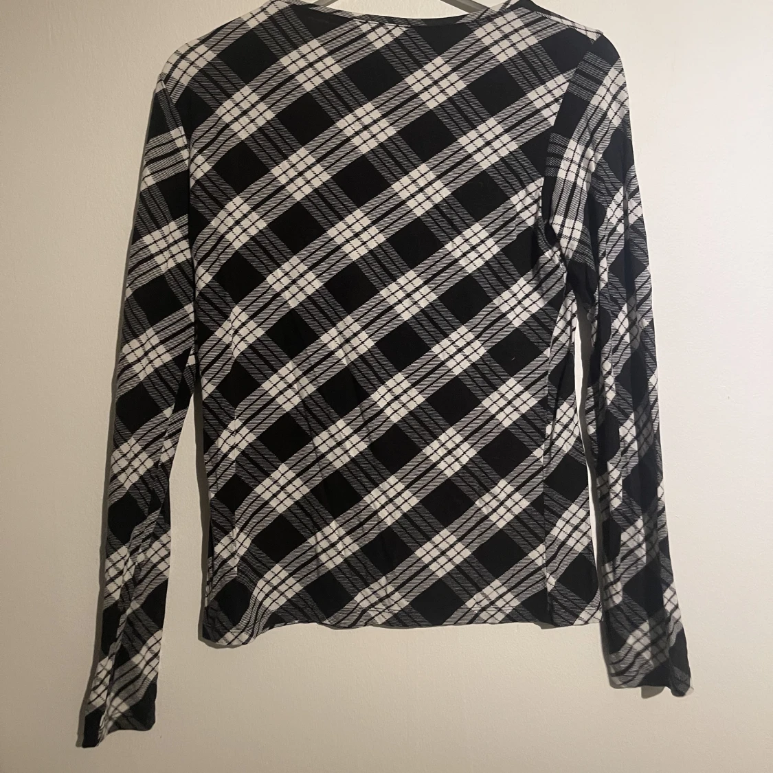 Mönstrad långärmad  - 90