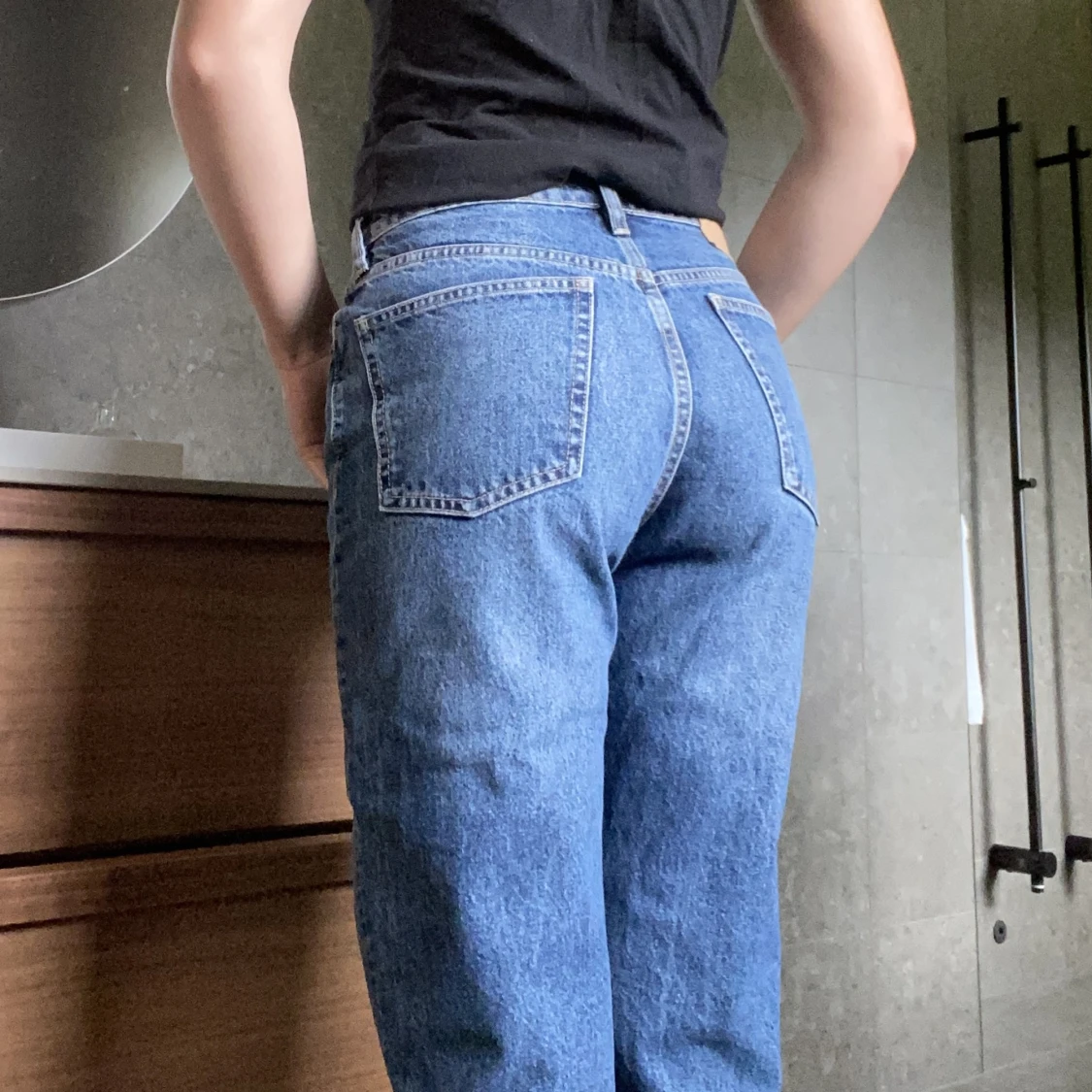 Mörkblåa byxor  - 90