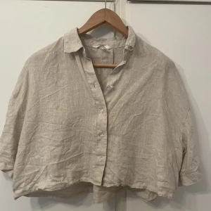 Linne skjorta - Knappt använd 