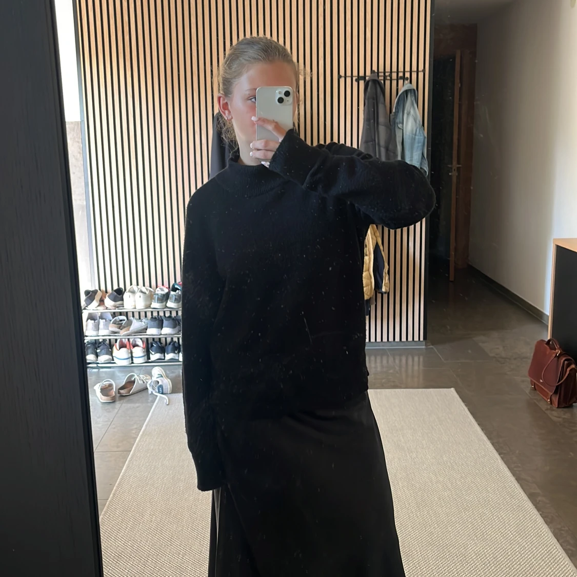 Svart stickad tröja 