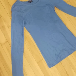 Blå tunn tröja från Cubus XS - Bra skick. Blå tunn tröja får Cubus. XS. 