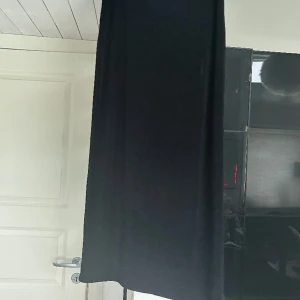 Långkjol - Skriv för mer information. 🩶