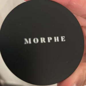 Morphe  - Puder tranclusent 