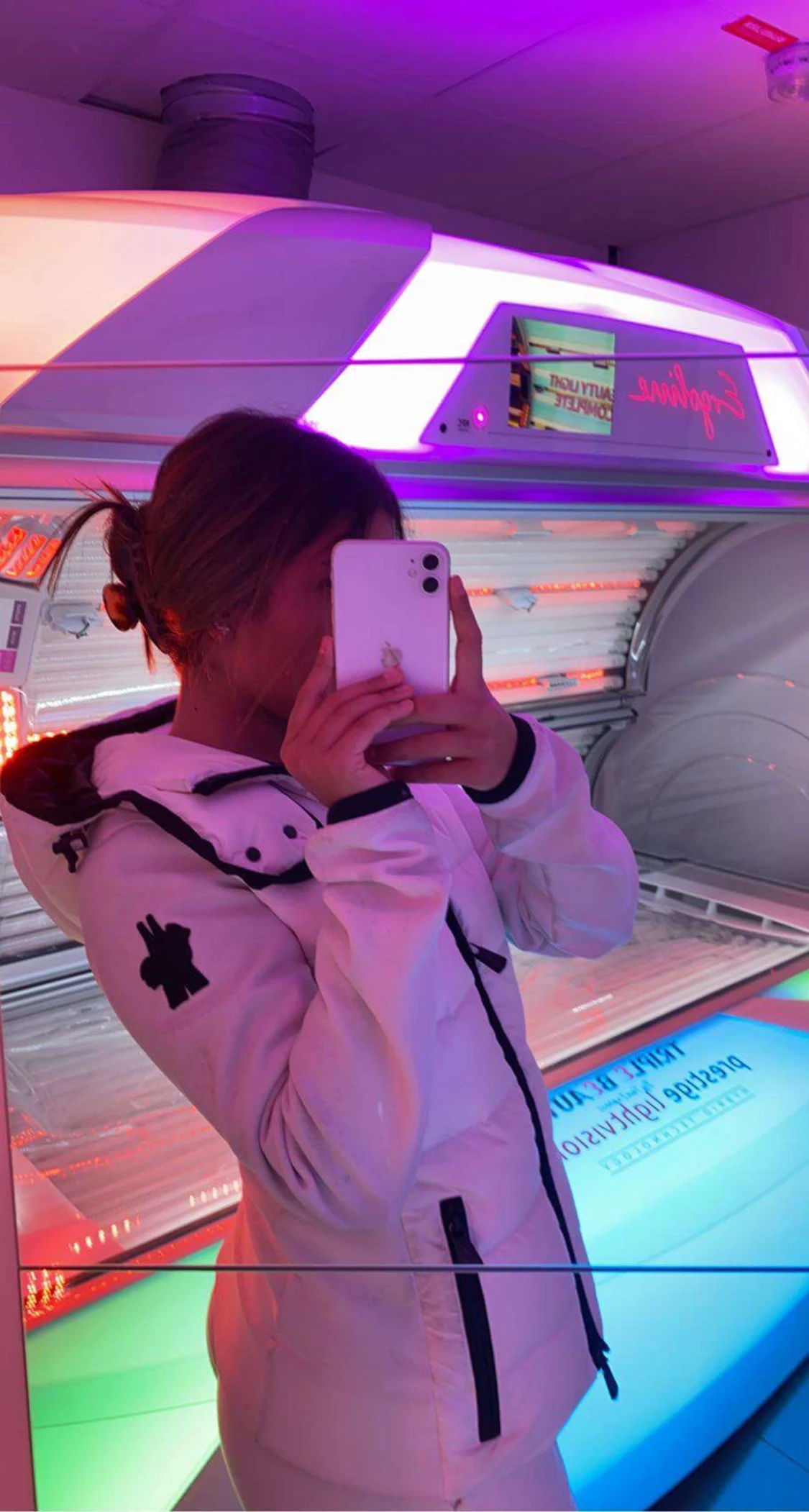 Vit Moncler Säljes! - 90