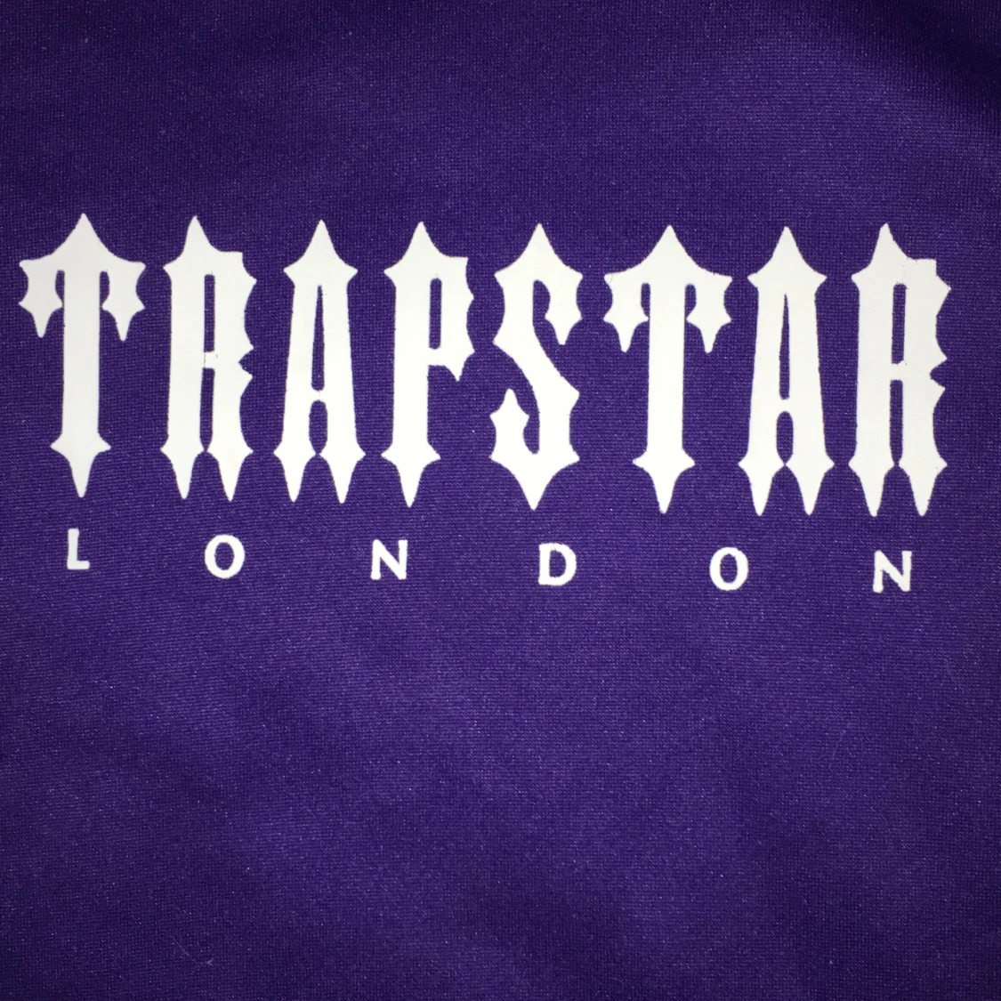 Säljer trapstar tröja pga för liten - 90