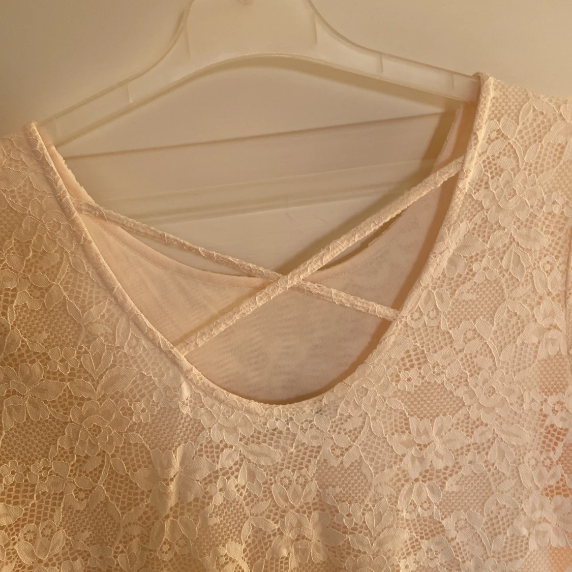 Spetsklänning från Monki - 91