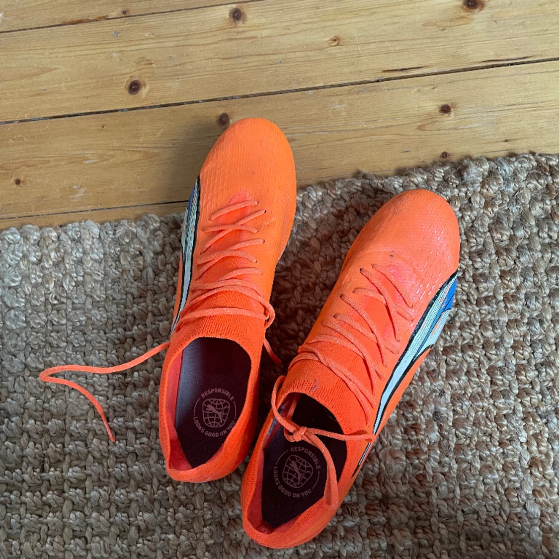 Puma fotbollsskor  - 90