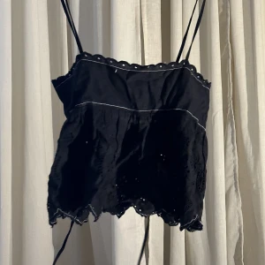 Zara topp - Najs zara topp som ej komemr till användning. Endast testad. 🫱🏻‍🫲🏼