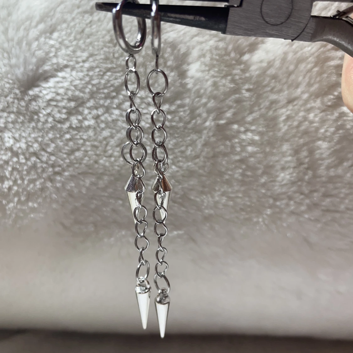 Stud drop earrings - 90