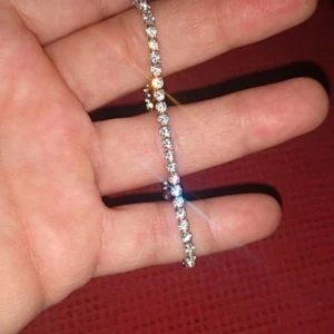 Oanvänd armband  - Oanvänt armband  Nypris 600