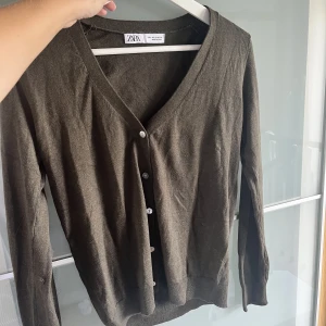 mörkgrön kofta - Mörkgrön kofta från Zara, aldrig använd pga för liten, strl S