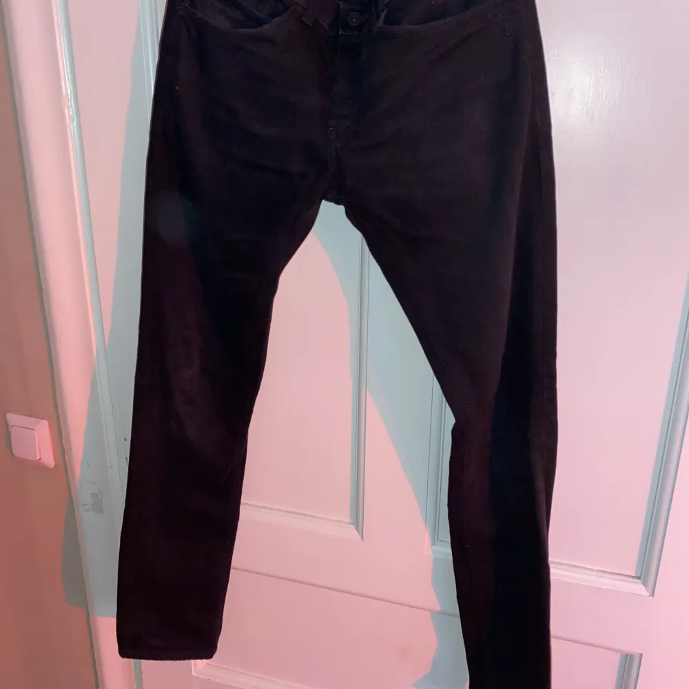 Dondup jeans slimfit storlek W 29 L32 måttligt använda . Jeans & Byxor.