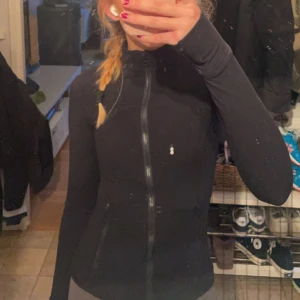 Storlek xs - Lululemon dupe från shein i storlek xs, knappast använd, jag är 167