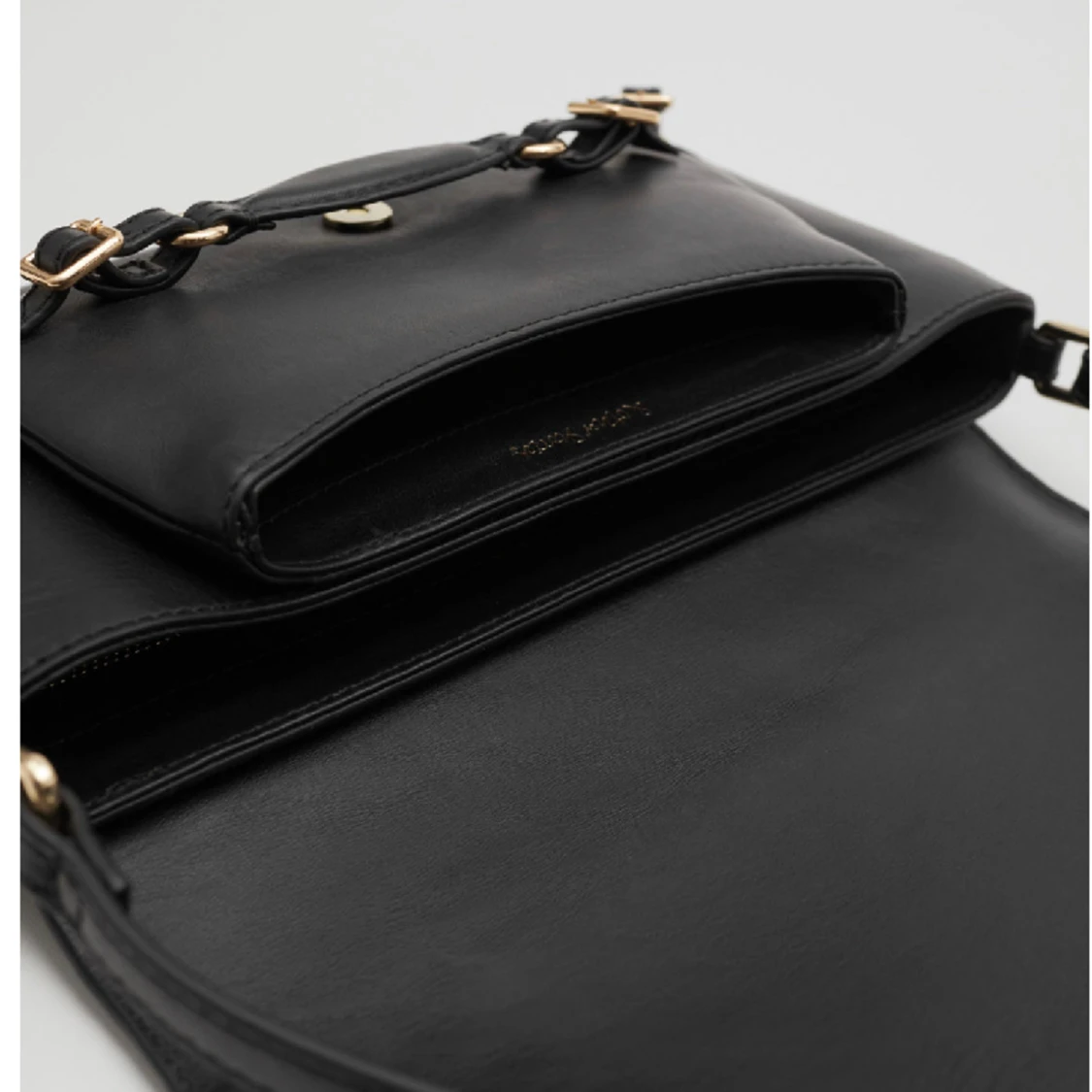 Svart handväska - 90