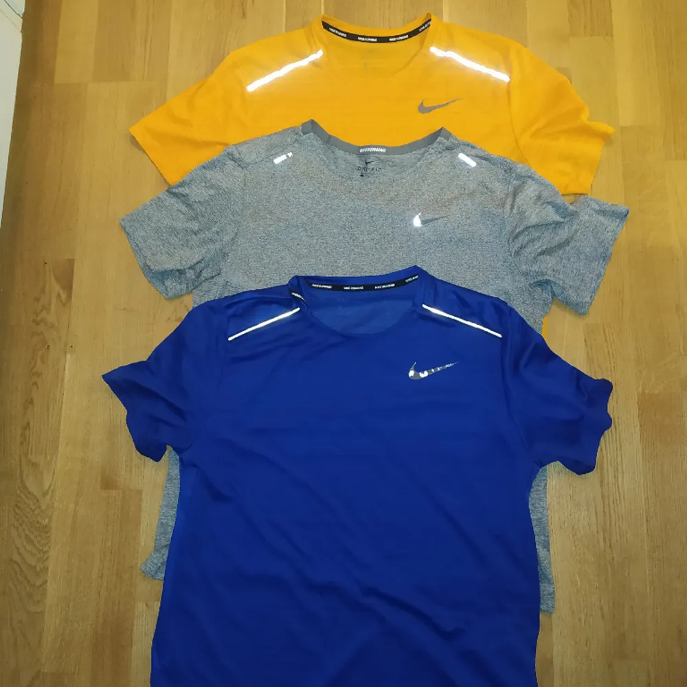Nike dri fit miller reflective t shirt Retail 500kr Orange size L - 150kr Grey size L - 150kr Blue size L - 150kr 400 for all. T-shirts.