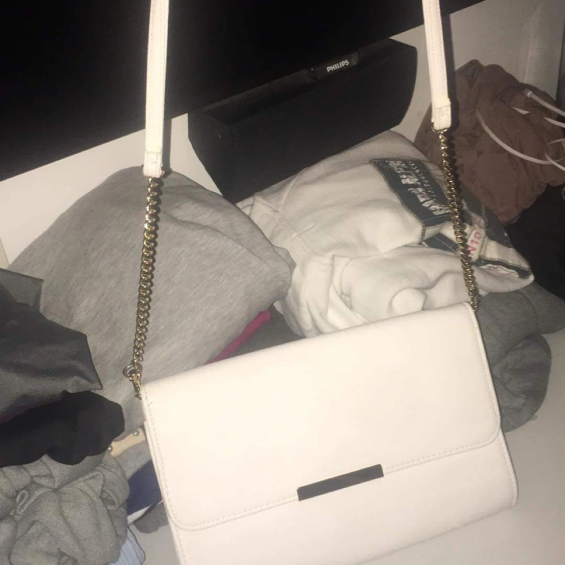 En fin vit väska 