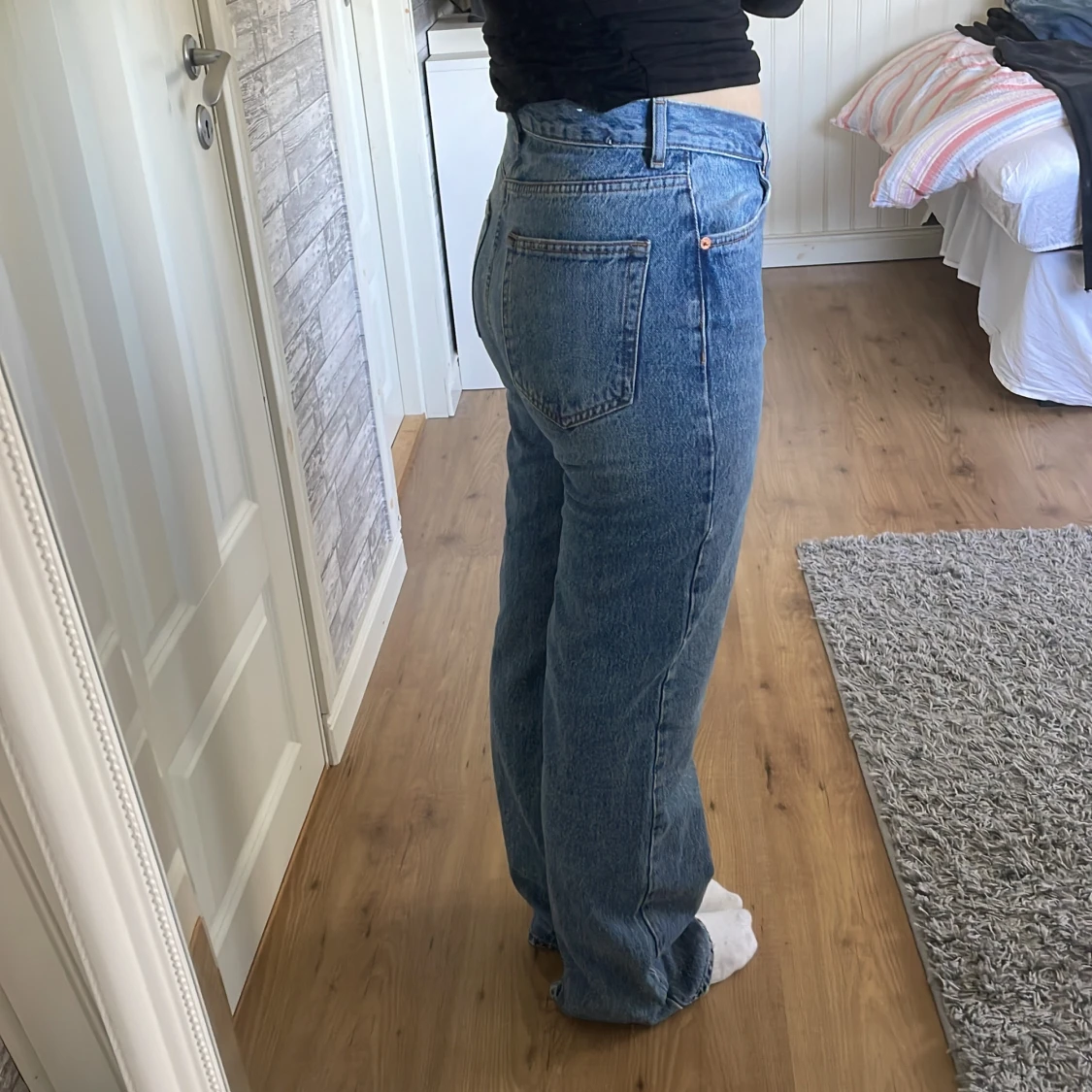 Mörkblåa jeans - 91