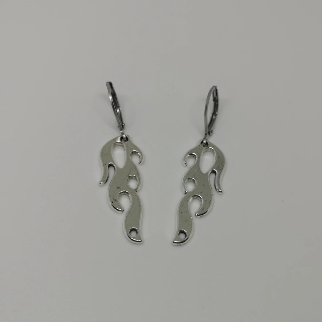 Örhängen ~eldflamma~