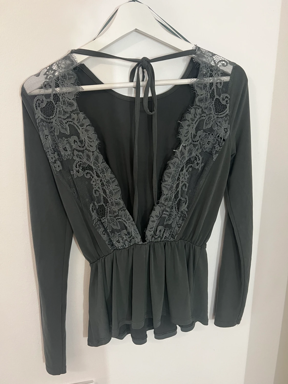 Topp med öppen rygg - 90